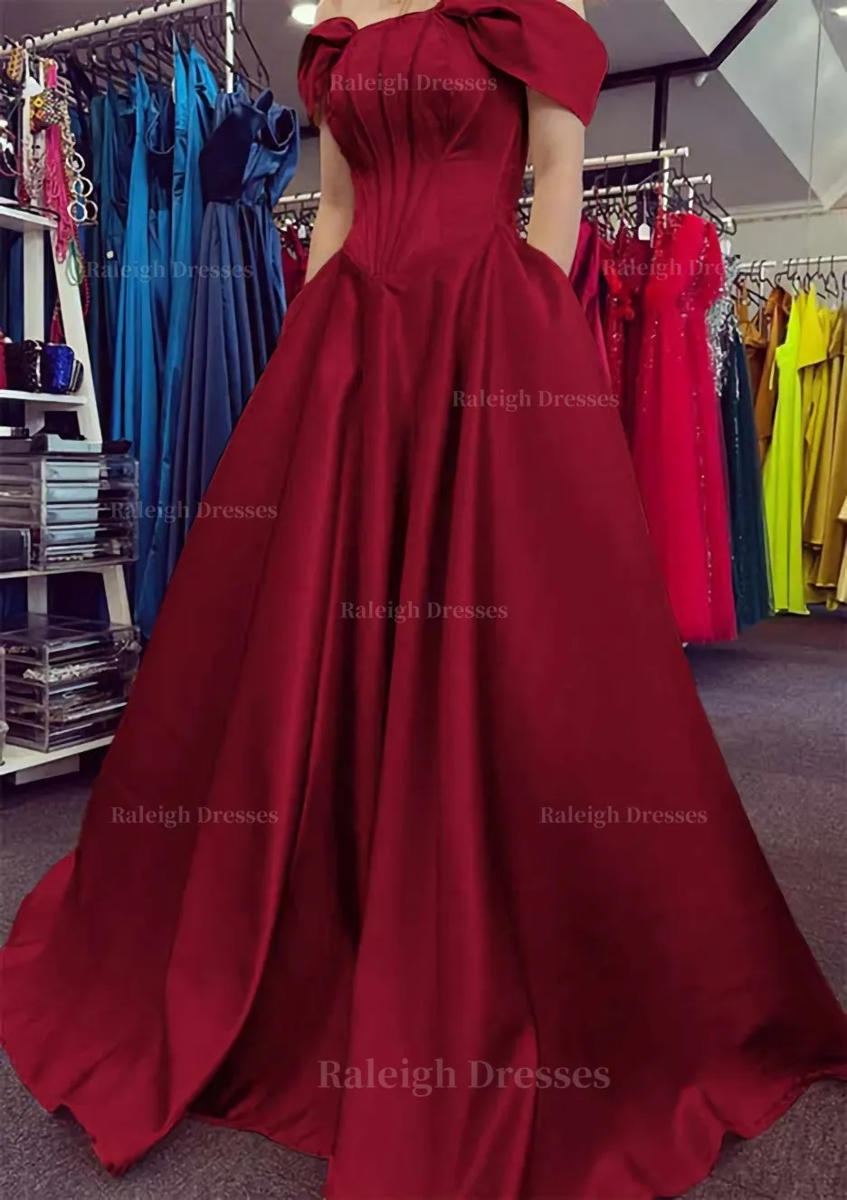 A-line Off-the-Shoulder Strapless Long/Floor-Length Satin Prom Dress With Pleated Pockets