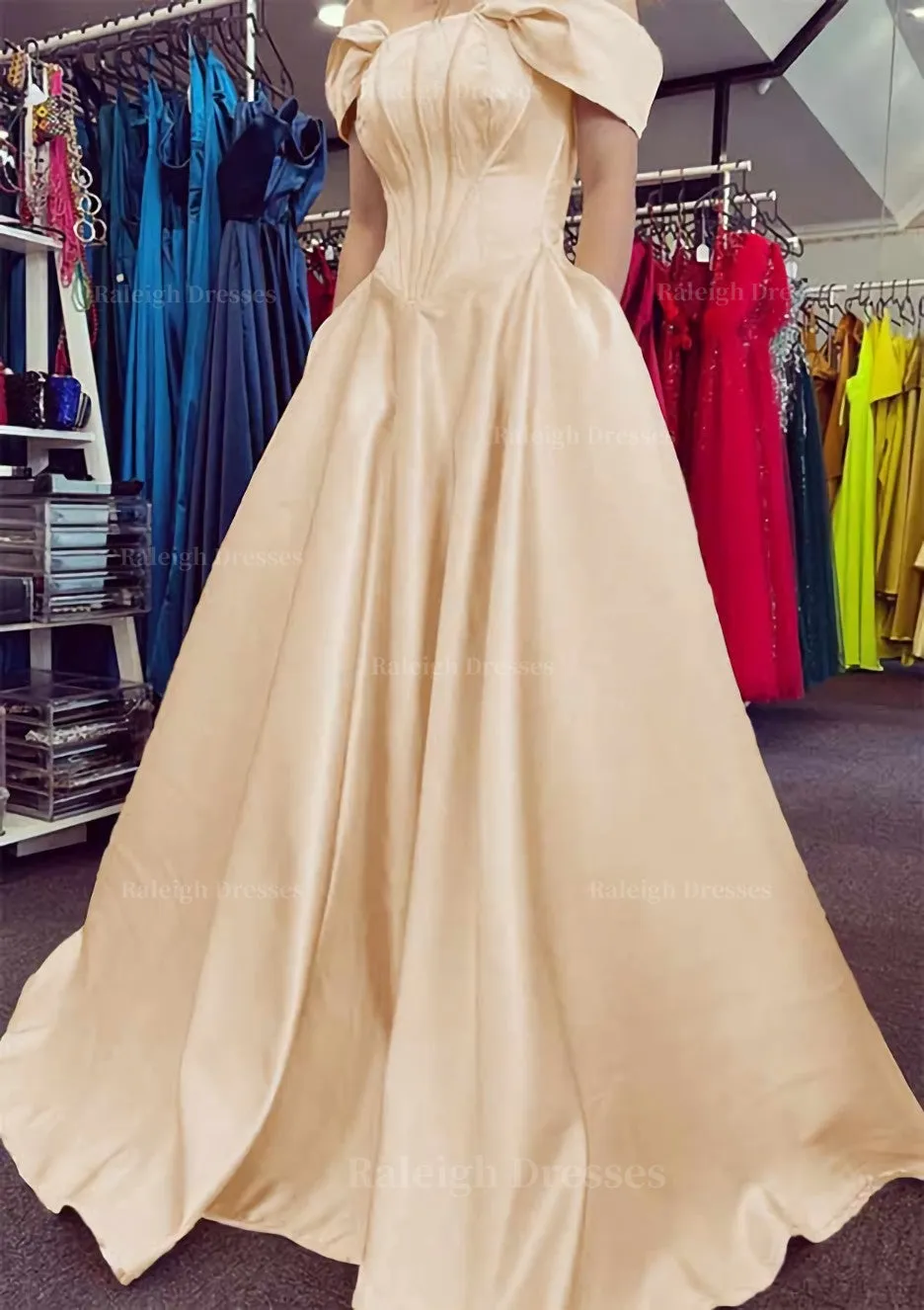 A-line Off-the-Shoulder Strapless Long/Floor-Length Satin Prom Dress With Pleated Pockets